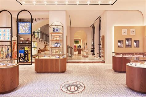 hermes showroom milano|hermes italia catalogo.